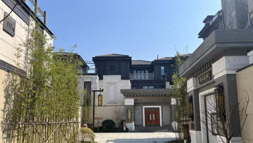 彩吧图库牛彩大全黑苍蝇排三排五开奖号,乌克兰民众称支持泽连斯基,国产化作答解释落实_扩展版V1.81